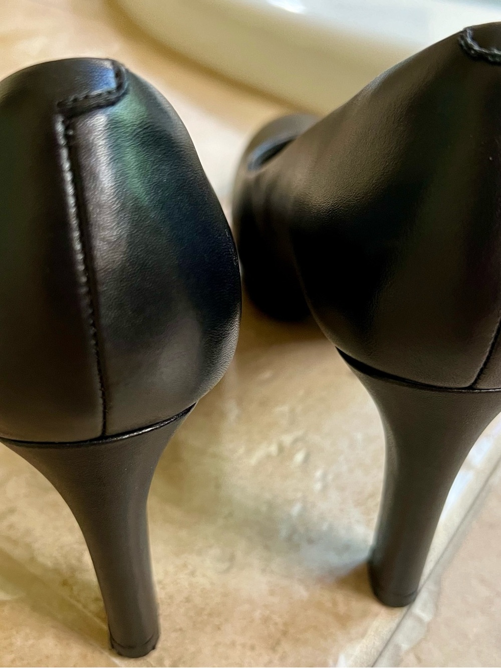 Clarks Black Women's Round-Toe Heels - Picture 3 of 3